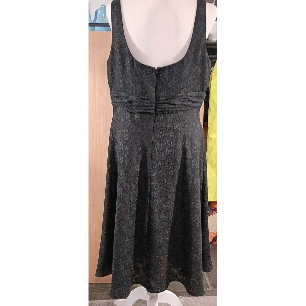 Evan Picone Dress Size 16 Black‎ Floral Lacey Fit And Flare Shimmery - Picture 5 of 7